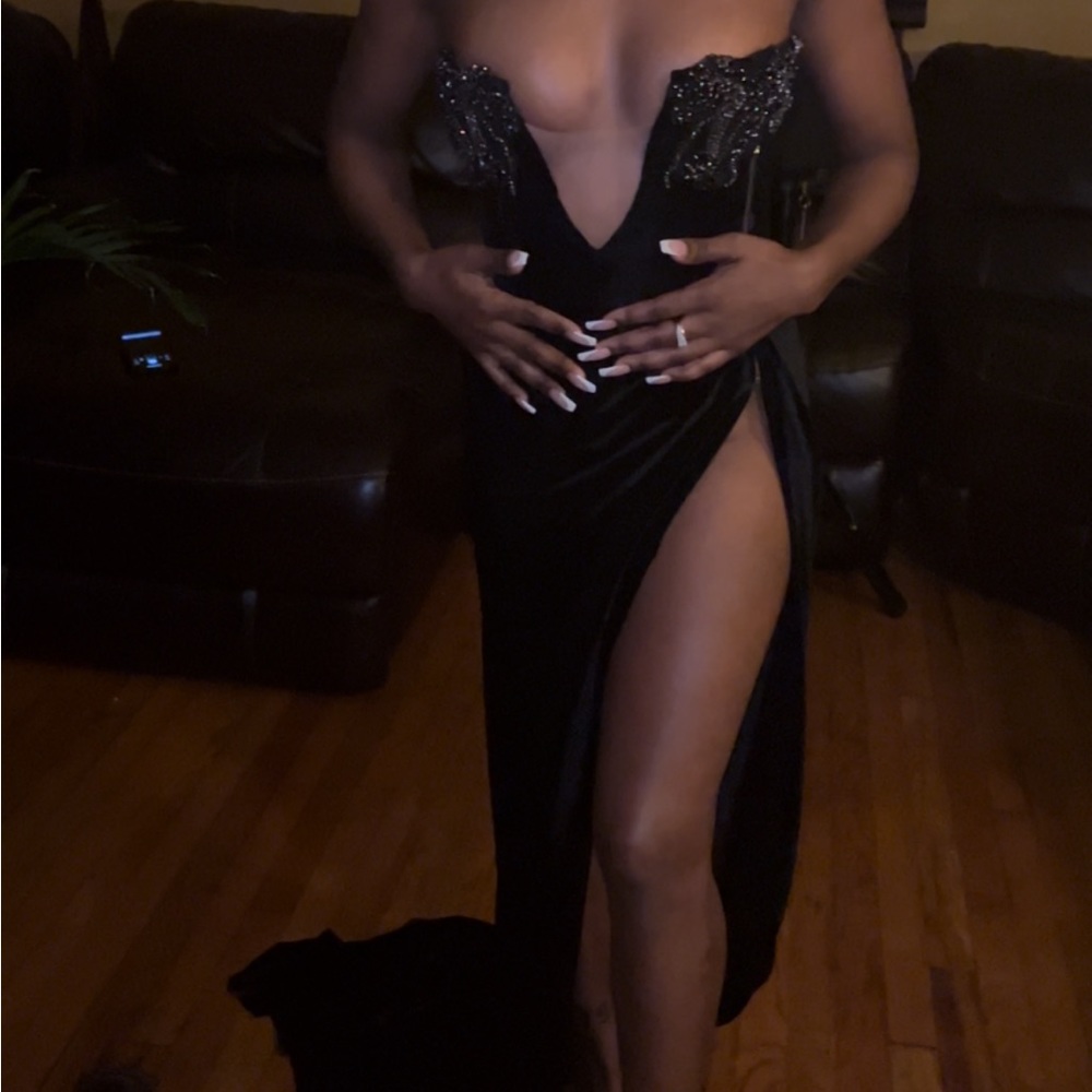 Black dress